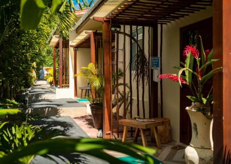 Milles Montagnes Residence Anse Royale Extérieur photo